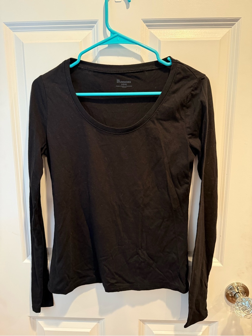 No Boundaries Junior Long Sleeve Top, Girl’s Size Medium (8-10)